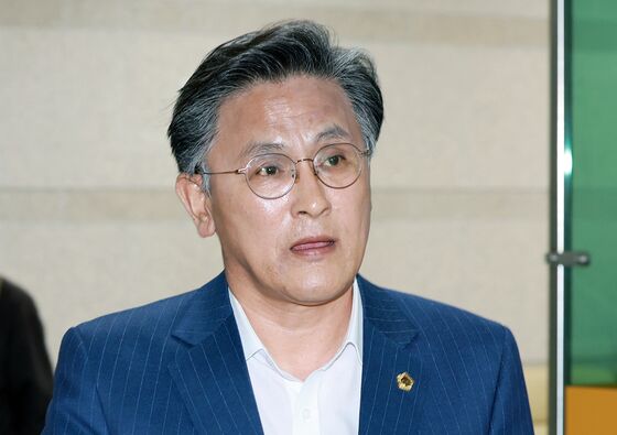 '구속 기소' 박성만 경북도의장 "경제적으로 어렵다" 8500만원 받아