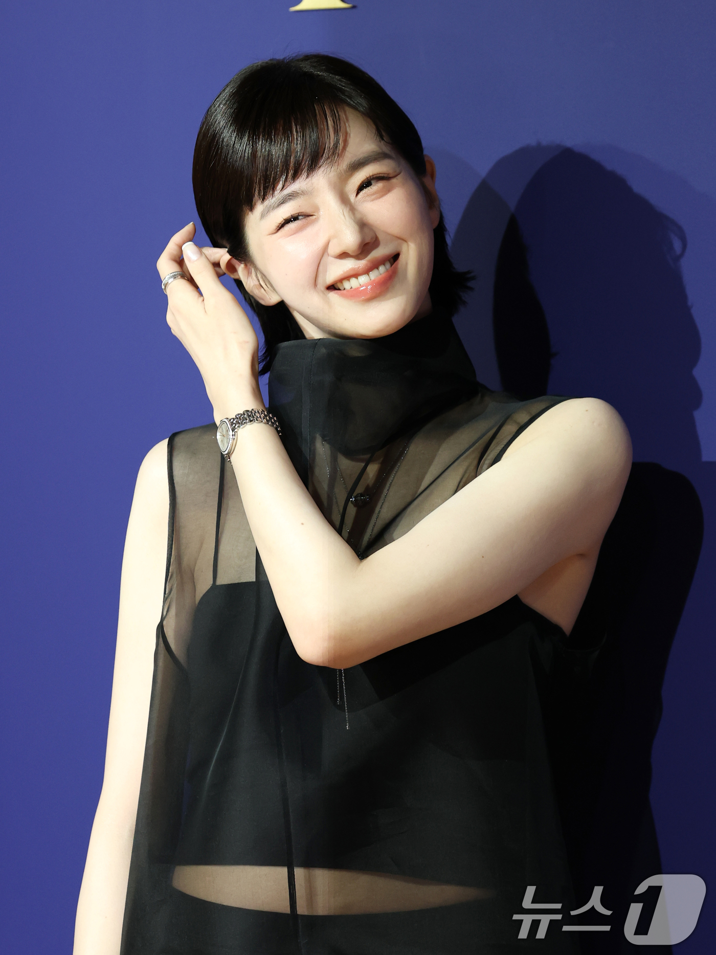 (서울=뉴스1) 권현진 기자 = 배우 박규영이 30일 오후 서울 용산구 이태원로 에서 진행된 스위스 워치 메이커 피아제 식스티 론칭 기념행사에 참석해 포즈를 취하고 있다. 2025 …