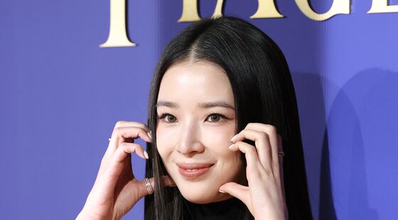 '결혼 앞둔' 아이린, 사랑 만개 볼 하트