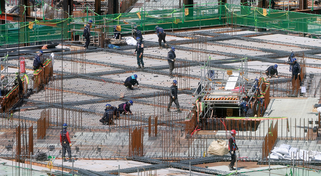 치료 넘어 일터 복귀까지…정부, 산재 '토탈케어' 가동