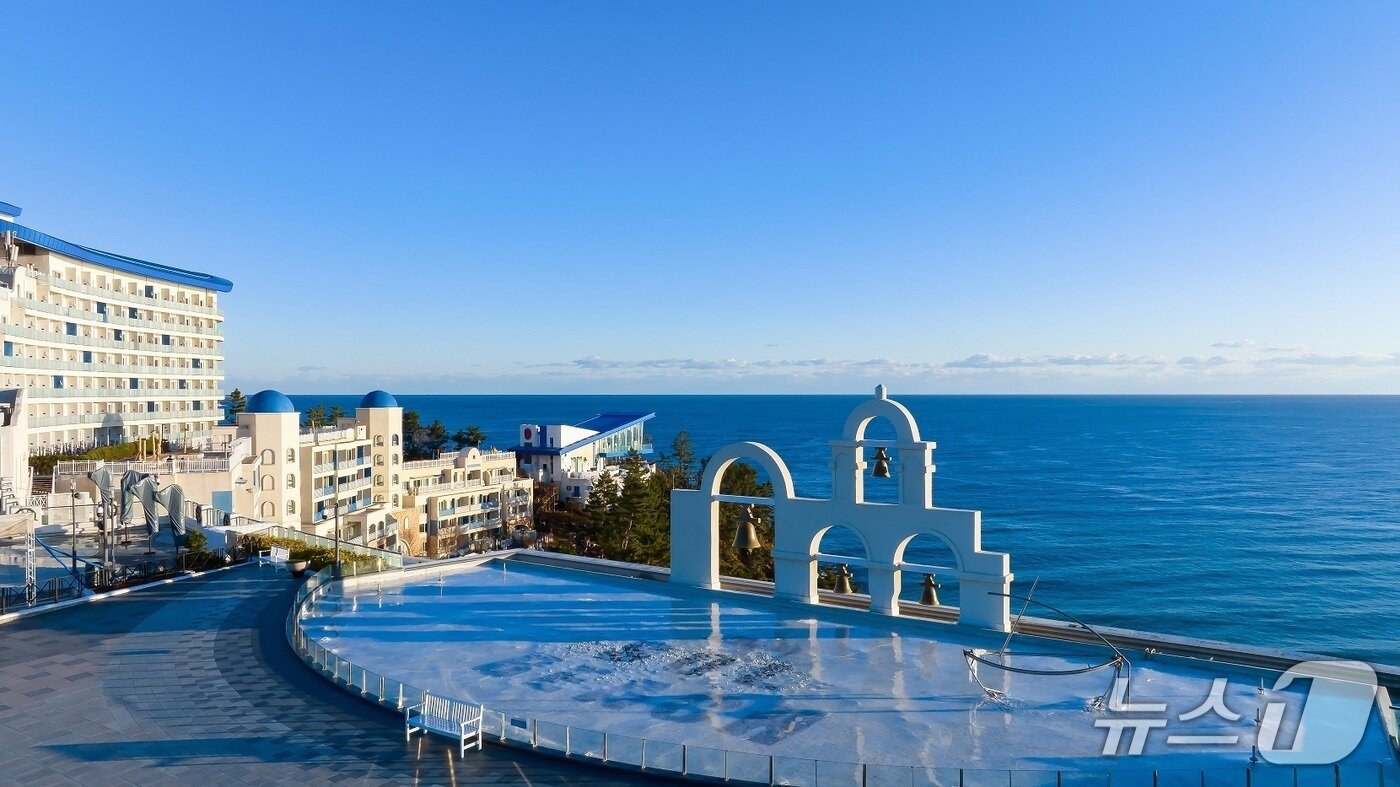 본문 이미지 - 소노인터내셔널의 쏠비치 삼척 리조트 전경.&#40;소노인터내셔널 제공&#41;