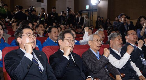구호 외치는 이재명