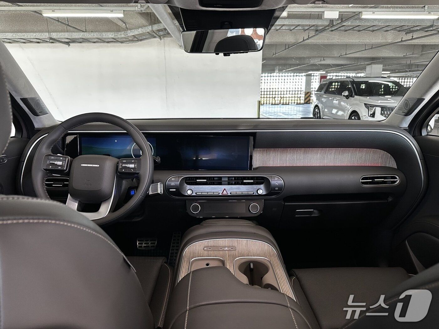 본문 이미지 -  신형 팰리세이드 하이브리드 모델 실내.ⓒ 뉴스1 이동희 기자