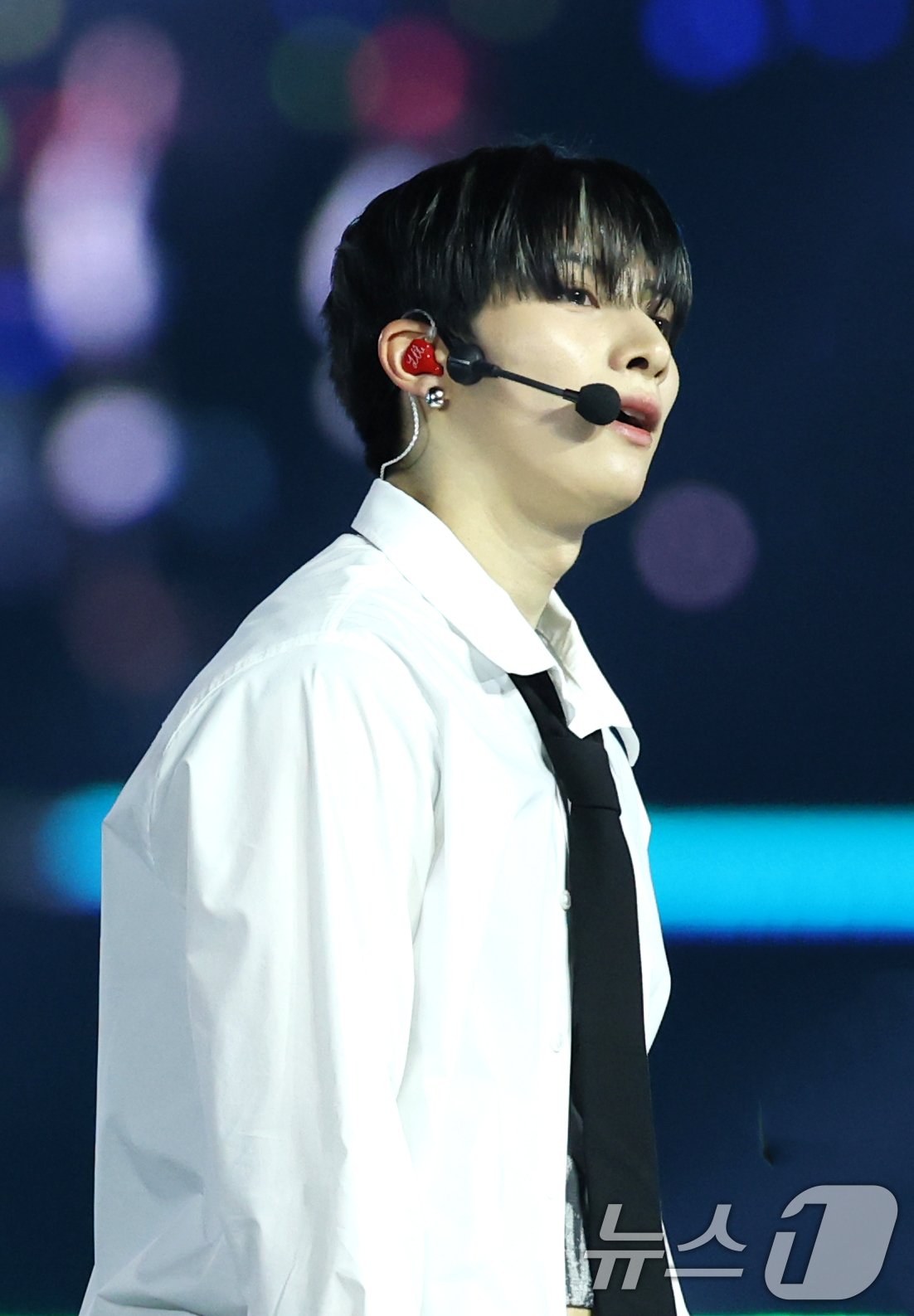 (서울=뉴스1) 권현진 기자 = 넥스지 유우가 30일 서울 마포구 상암 월드컵경기장에서 열린 ‘서울스프링페스타 WONDER SHOW’에 출연해 화려한 무대를 선보이고 있다. 202 …