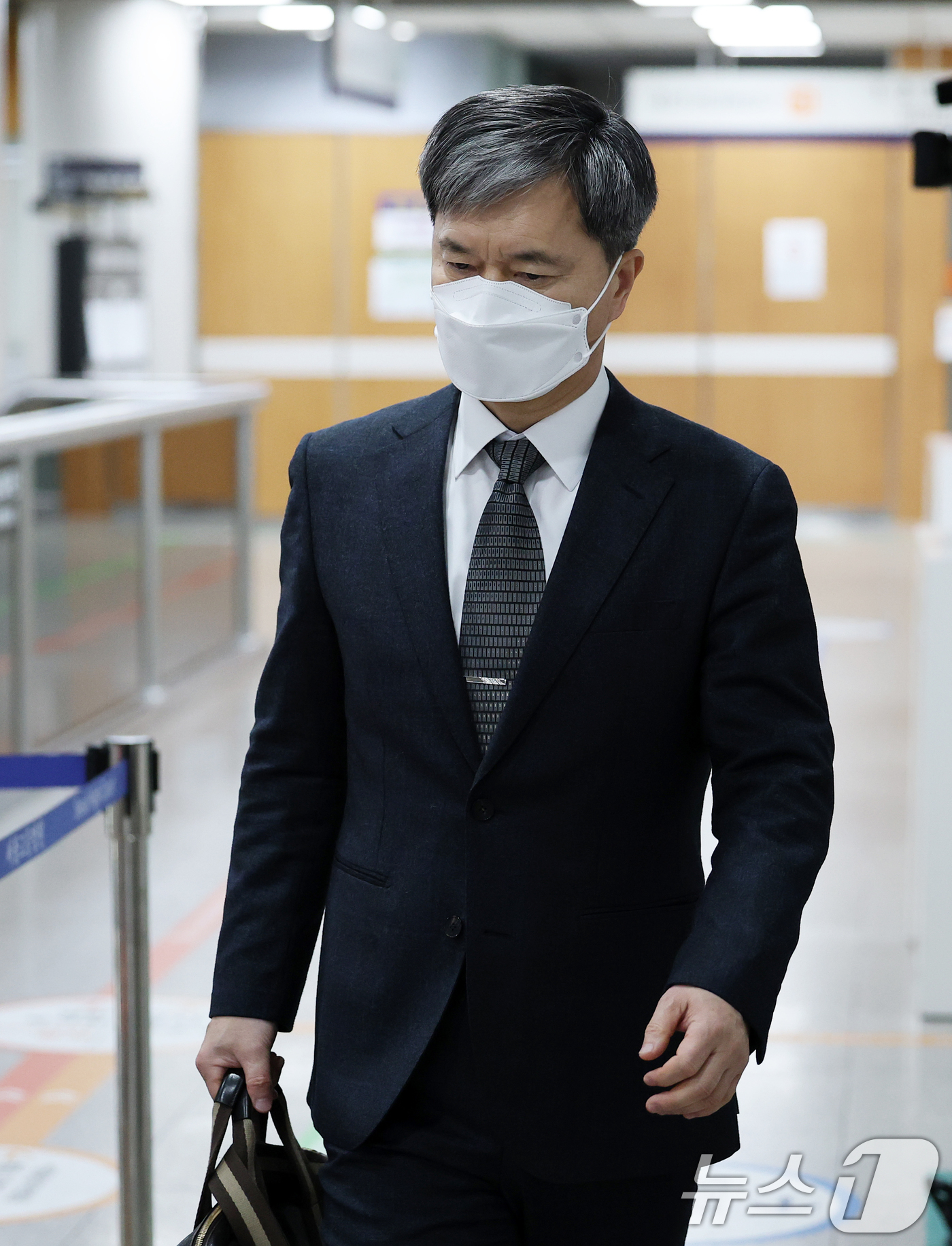 (서울=뉴스1) 오대일 기자 = '12·3 비상계엄' 사태 관련 내란중요임무종사 등 혐의로 기소된 목현태 전 국회경비대장이 7일 오전 서울 서초구 서울중앙지방법원에서 열린 공판에 …