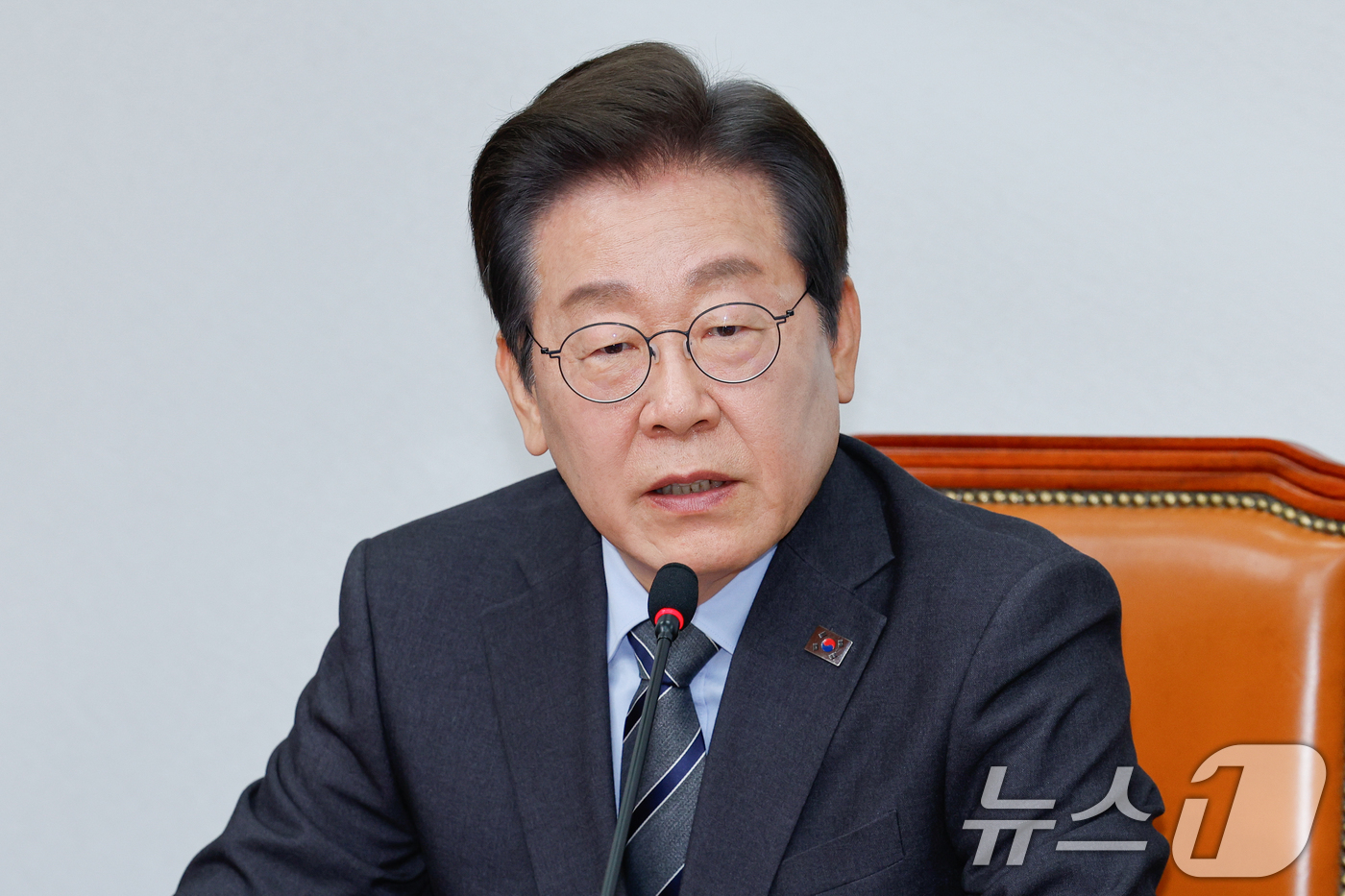 (서울=뉴스1) 안은나 기자 = 이재명 더불어민주당 대표가 7일 오전 서울 여의도 국회에서 열린 최고위원회의에 참석해 발언하고 있다. 2025.4.7/뉴스1