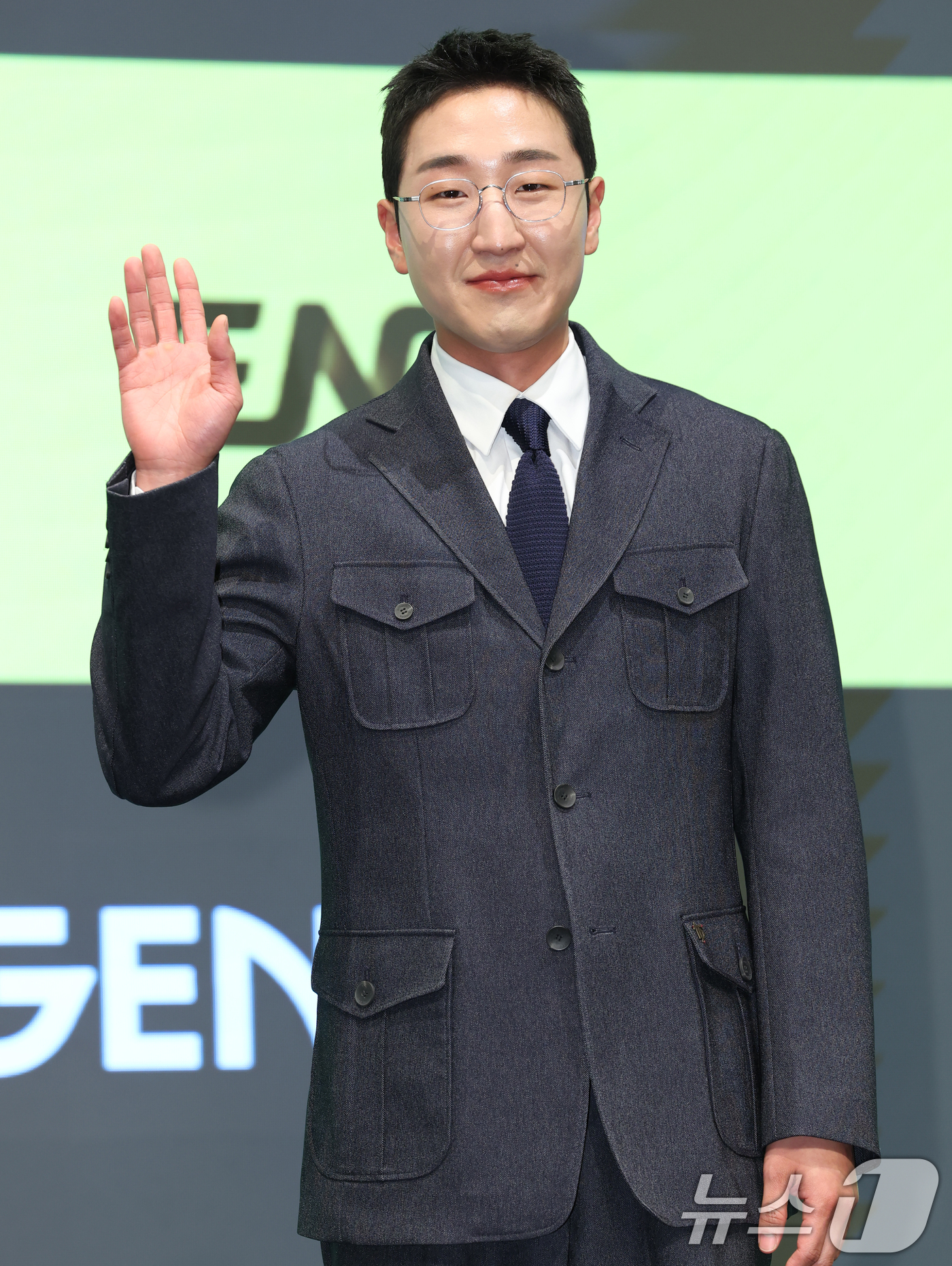 (서울=뉴스1) 권현진 기자 = 배우 김현규가 7일 서울 신도림동 디큐브시티 더 세인트에서 진행된 지니TV 오리지널 '신병3' 제작발표회에 참석해 포즈를 취하고 있다.'신병3'는 …