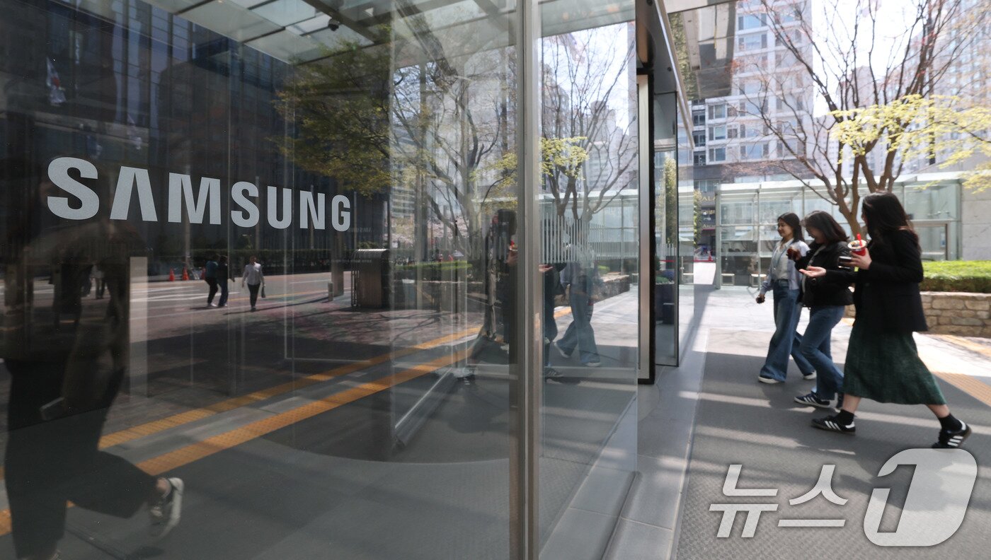 본문 이미지 - 서울 서초구 삼성전자 서초사옥. /뉴스1 ⓒ News1