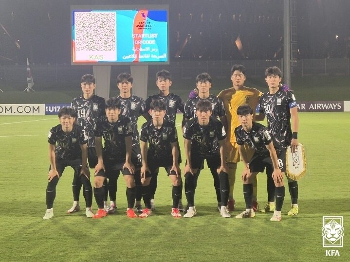 본문 이미지 - U17 대표팀은 인도네시아에게 패했다. 덴소컵은 4연패에 빠졌다. 한국 축구의 미래를 걱정하는 목소리가 많다. (대한축구협회 제공)