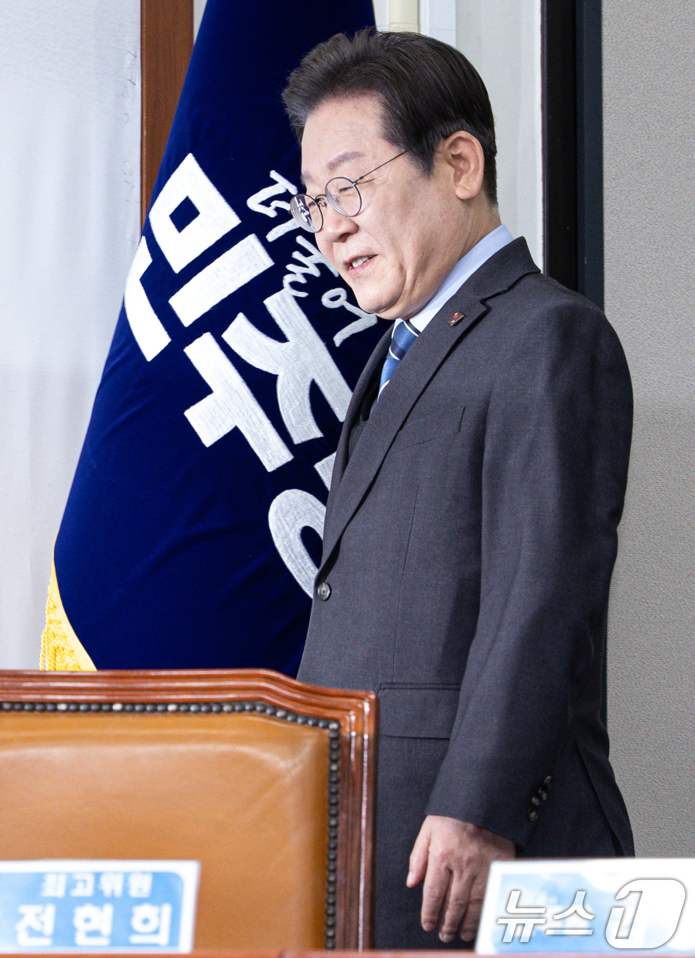 (서울=뉴스1) 이재명 기자 = 이재명 더불어민주당 대표가 9일 오전 서울 여의도 국회에서 열린 최고위원회의에 참석하고 있다. 2025.4.9/뉴스1