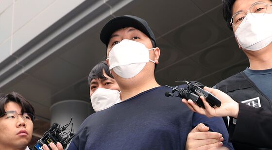 '미아동 흉기난동' 피의자, 검찰 송치