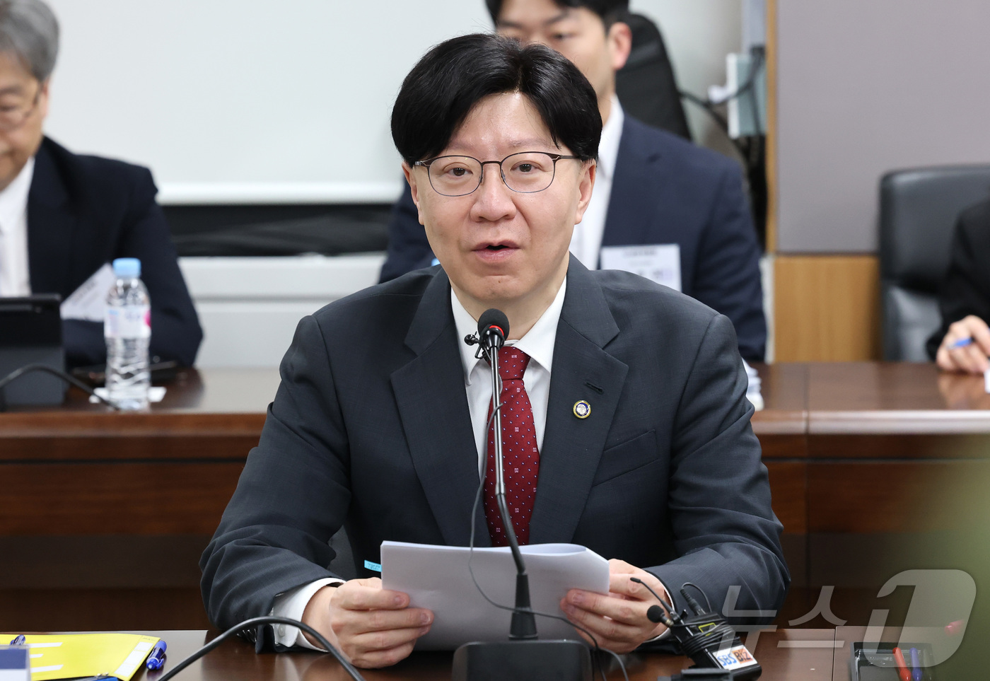 (서울=뉴스1) 임세영 기자 = 김소영 금융위원회 부위원장이 1일 서울 종로구 정부서울청사에서 열린 제4차 가상자산위원회 회의에서 발언을 하고 있다. 2025.5.1/뉴스1