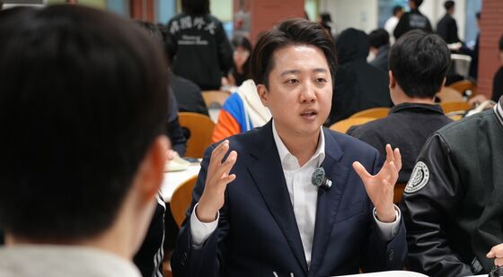 한국외대 찾은 이준석 후보