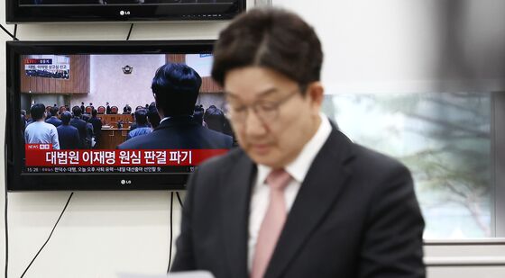 李 대법 선고 후 브리핑 나서는 권성동