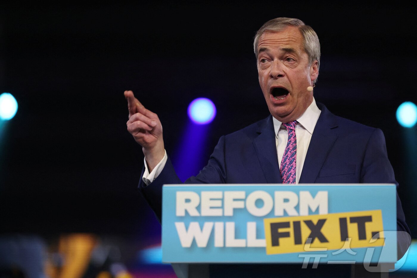 본문 이미지 - 나이절 패라지 영국개혁당 대표. 2025.03.28. ⓒ 로이터=뉴스1 ⓒ News1 이지예 객원기자