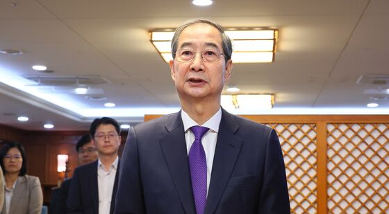 직원들 만난 당부 전하는 한덕수 권한대행