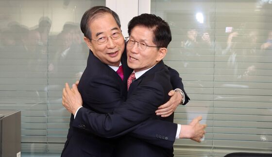 김문수 "선대위원장 맡아달라" 한덕수 "실무적으로 논의해야"