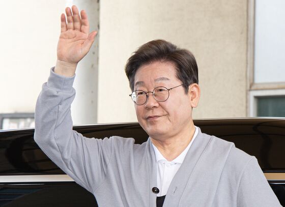 [대선 스타트] 이재명, 광화문→K이니셔티브…'경청과 통합' 유세