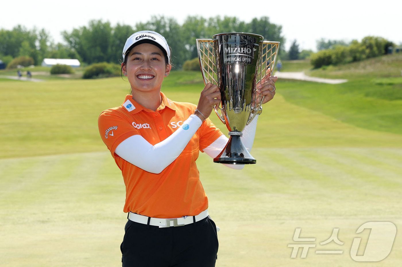 본문 이미지 - LPGA투어 미즈호 아메리카스 오픈에서 우승한 지노 티띠꾼&#40;태국&#41;. ⓒ AFP=뉴스1