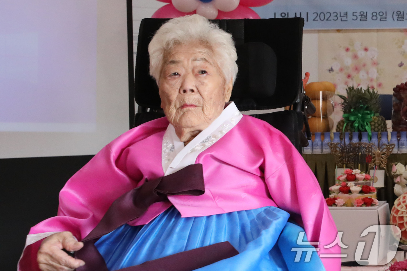 (서울=뉴스1) = 일본군 위안부 피해자인 이옥선 할머니가 향년 97세로 별세했다.나눔의 집에 따르면 이옥선 할머니는 지난 11일 오후 8시 경기 성남지역 소재 한 요양병원 내에서 …