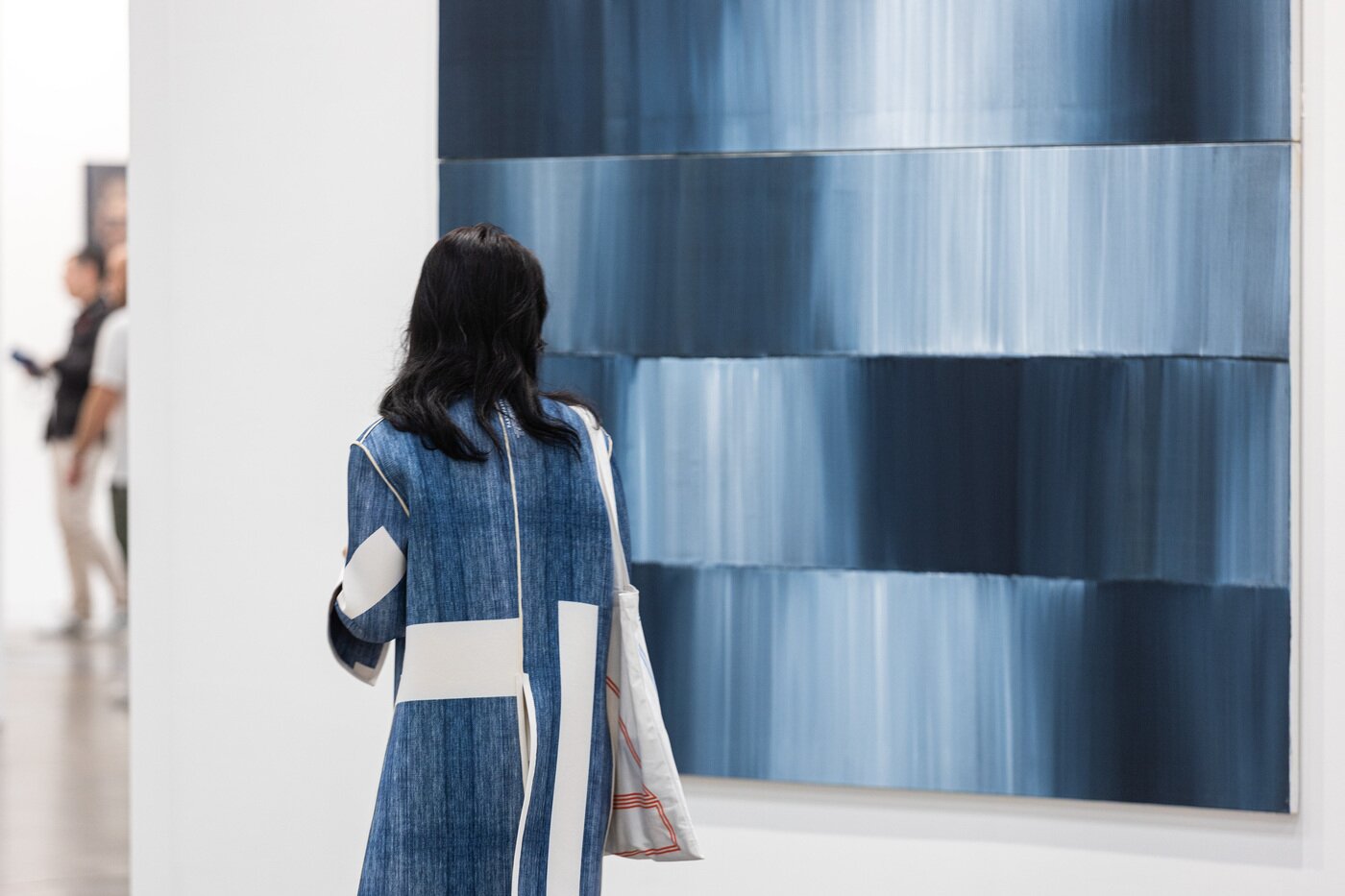 본문 이미지 - &#39;아트부산 2025&#39; 전시장 전경 &#40;SonnePR 제공&#41;