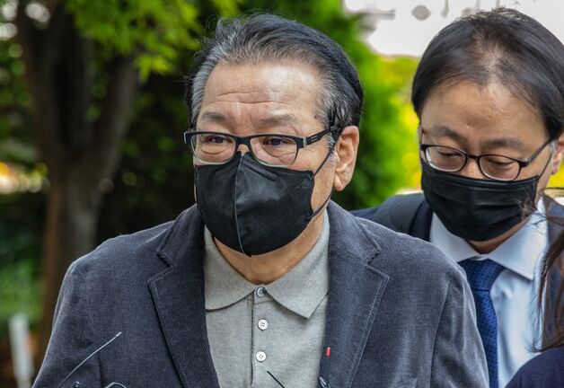 건진법사, '김건희 목걸이'에 침묵…'정치자금법' 공소기각 주장 철회(종합)