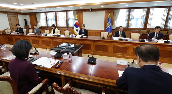 이주호 권한대행, 제21대 대통령 선거 대비 공명선거 관계장관 회의 주재