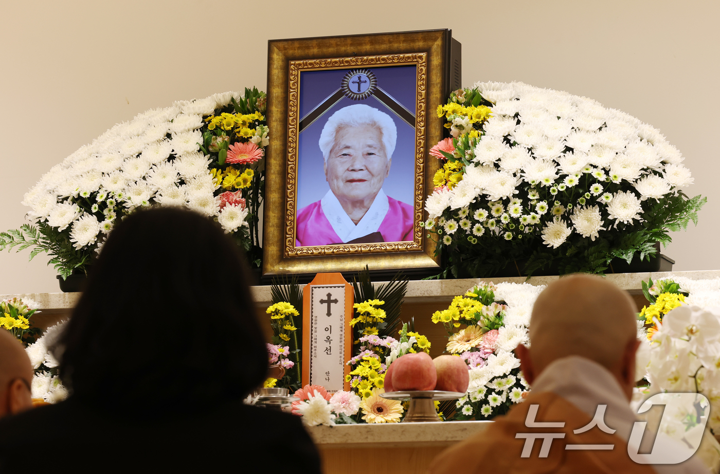 (용인=뉴스1) 김영운 기자 = 12일 경기 용인시 처인구 쉴낙원 경기장례식장에 일본군 위안부 피해자인 故 이옥선 할머니(부산 출생) 빈소가 마련돼 있다.이 할머니의 발인은 오는 …