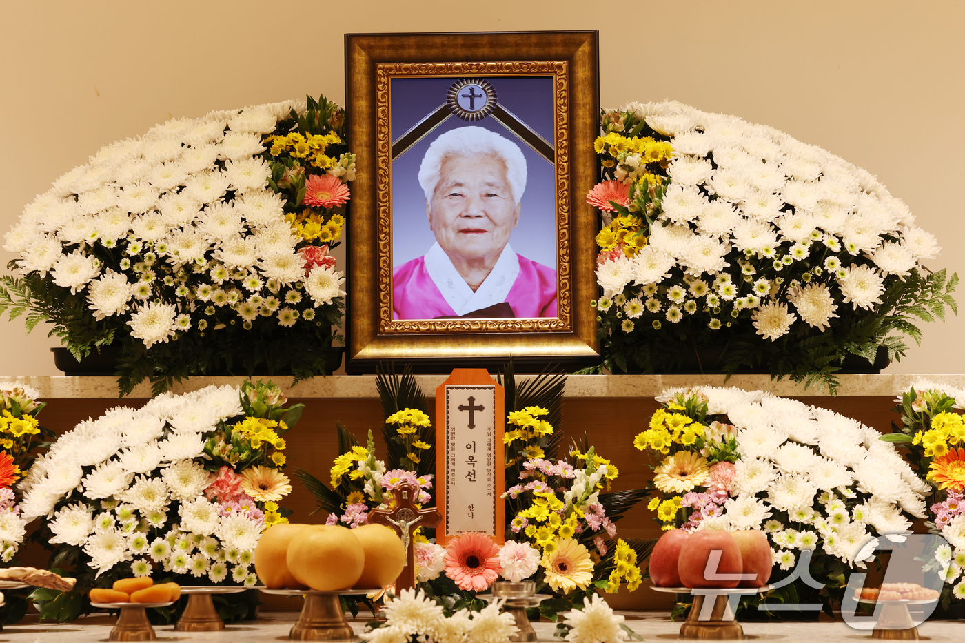 (용인=뉴스1) 김영운 기자 = 12일 경기 용인시 처인구 쉴낙원 경기장례식장에 일본군 위안부 피해자인 故 이옥선 할머니(부산 출생) 빈소가 마련돼 있다.이 할머니의 발인은 오는 …