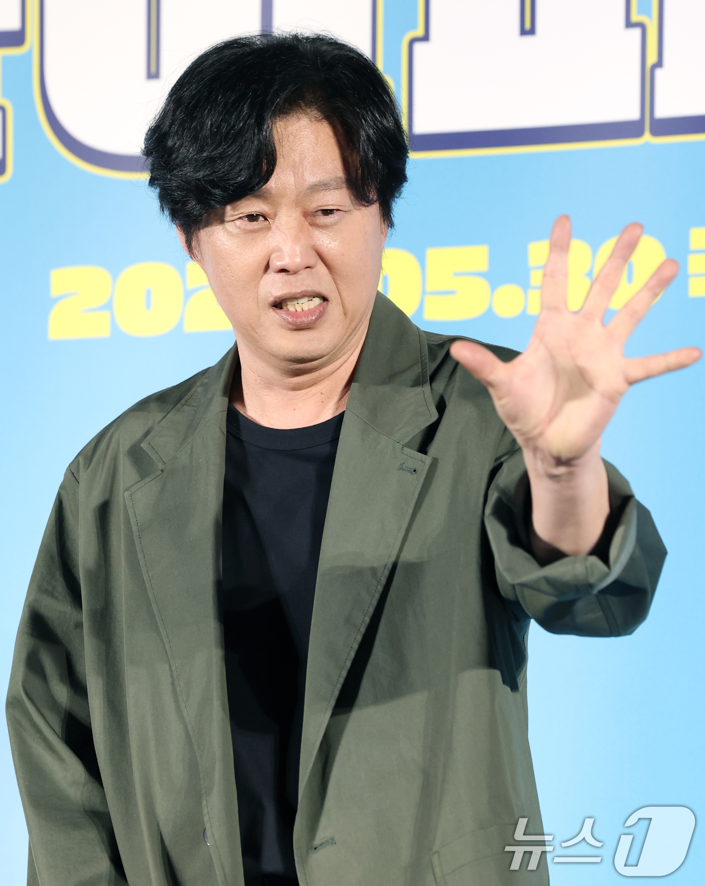 (서울=뉴스1) 권현진 기자 = 배우 김희원이 12일 오전 서울 광진구 롯데시네마 건대입구점에서 열린 영화 '하이파이브' 제작보고회에 참석해 포즈를 취하고 있다.'하이파이브'는 장 …