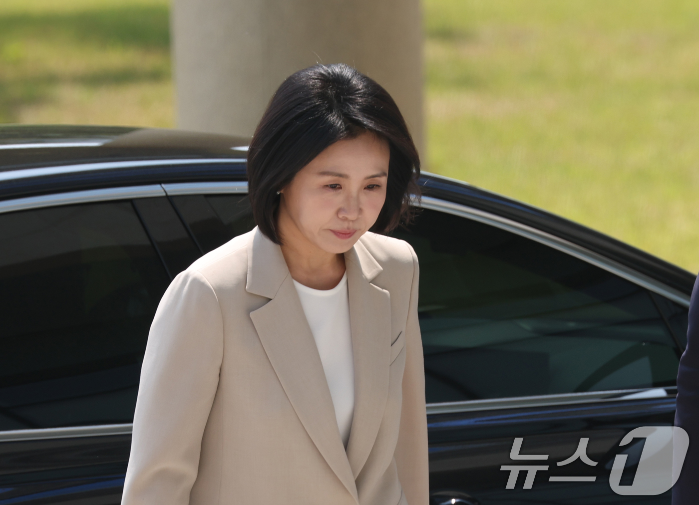 (수원=뉴스1) 김영운 기자 = '공직선거법 위반' 혐의로 1심에서 벌금형을 선고받은 이재명 더불어민주당 대통령 후보의 부인 김혜경 여사가 12일 오후 경기 수원시 영통구 수원고등 …