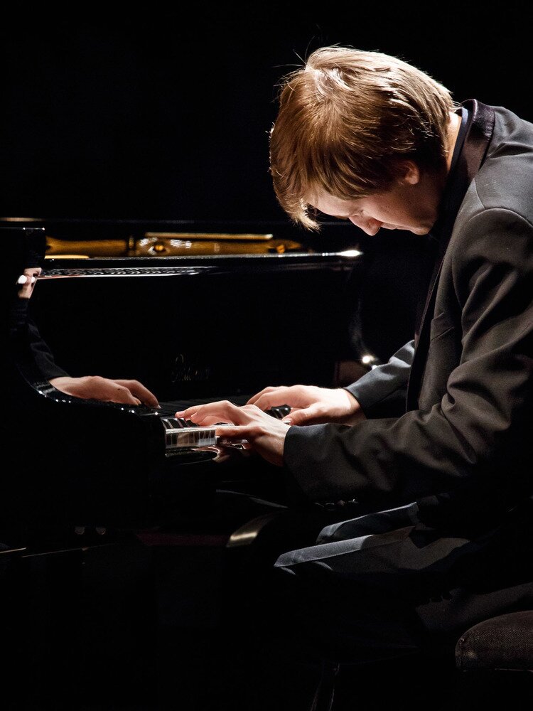 본문 이미지 - 마슬레예프는 가장 좋아하는 작곡가로 라흐마니노프를 꼽는다.&#40;c&#41;Christophe Gremiot&#40;마스트미디어 제공&#41;