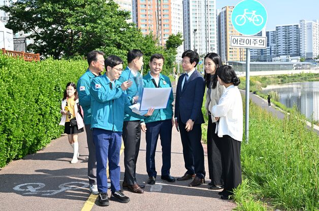 울산 내황초 통학로 현장점검… "자전거길·산책로 용도변경"