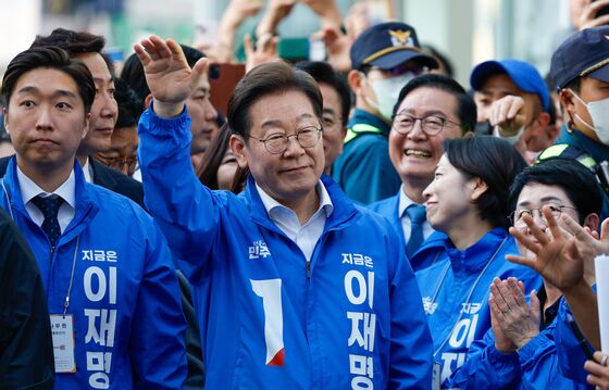 이재명 "월요일 아침 광화문 인파 놀라…국민과 위대한 첫걸음"