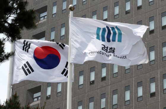 '도이치 재조사, 비화폰 확보' 檢 강드라이브…대선 후 尹부부 정조준