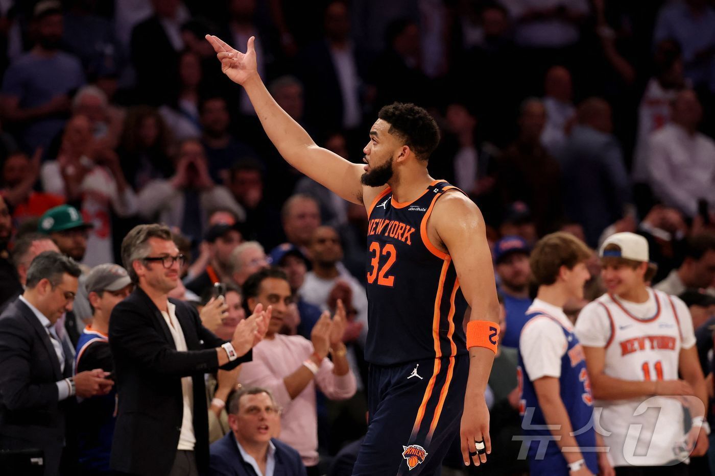 본문 이미지 - NBA 뉴욕 닉스가 보스턴을 꺾고 시리즈 전적 3승 1패를 만들었다. ⓒ AFP=뉴스1