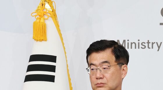 브리핑하는 이재웅 외교부 대변인