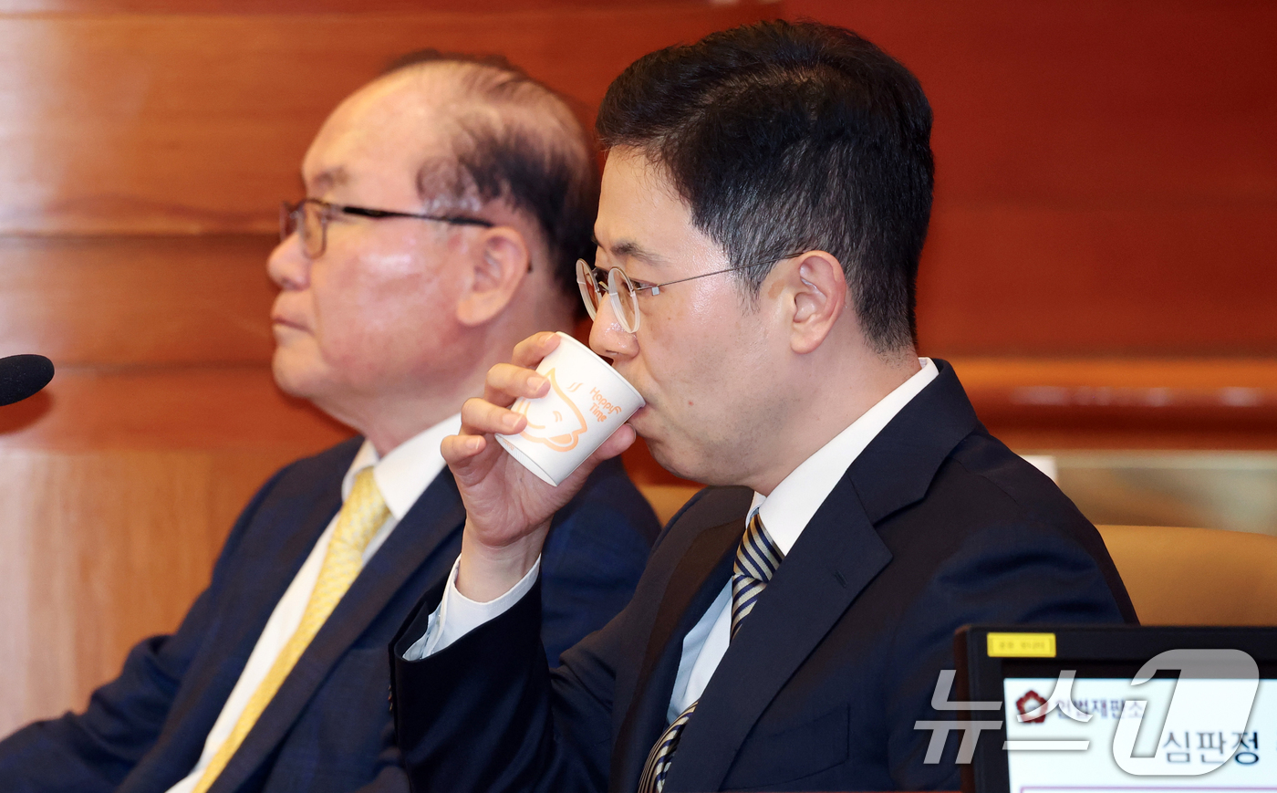 (서울=뉴스1) 김명섭 기자 = 손준성 대구고검 차장(검사장)가 13일 서울 종로구 헌법재판소에서 열린 고발사주 의혹 탄핵심판 첫 정식 변론기일에 출석해 있다. (공동취재) 202 …