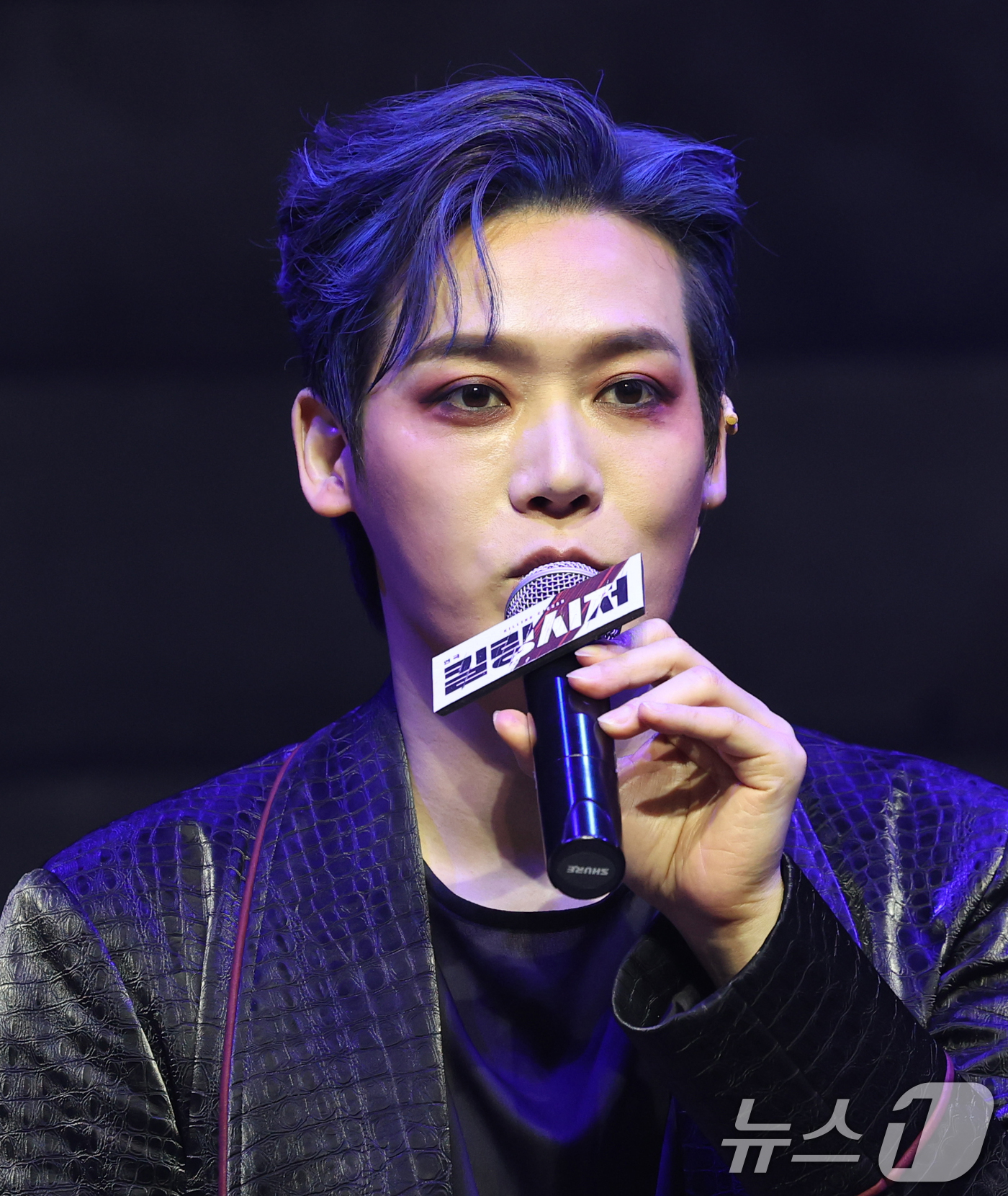 (서울=뉴스1) 권현진 기자 = 배우 양지원이 13일 서울 마포구 서강대학교 메리홀 대극장에서 열린 연극 ‘킬링시저’ 프레스콜에서 인사말을 하고 있다.윌리엄 셰익스피어의 명작 '줄 …