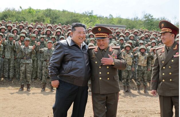 김정은, 전술종합훈련 참관…"북한군에 사의" 푸틴 발언 보도 [데일리 북한]