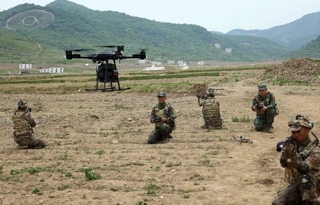 드론 기동하는 북한군…러 파병 '실전 경험' 남침 전술에 도입
