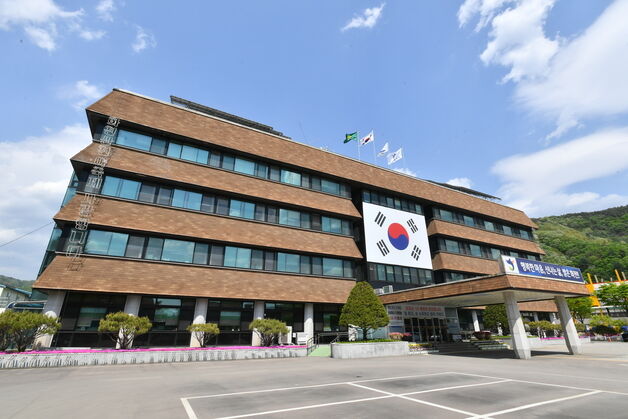 화천군, 노인 역량 활용 선도 모델 추진…신노년 세대 맞춤형