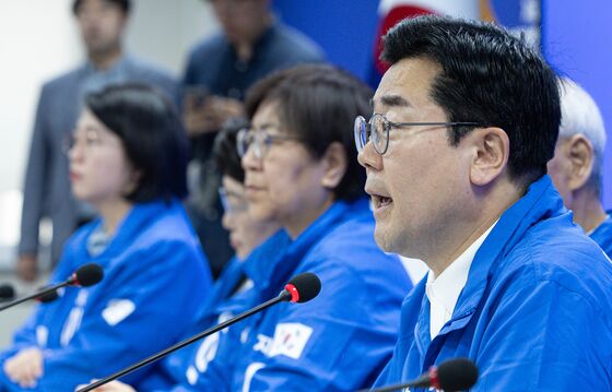박찬대 "양 진영 결집에 안심할 수 없어…의원 전원 골목으로"