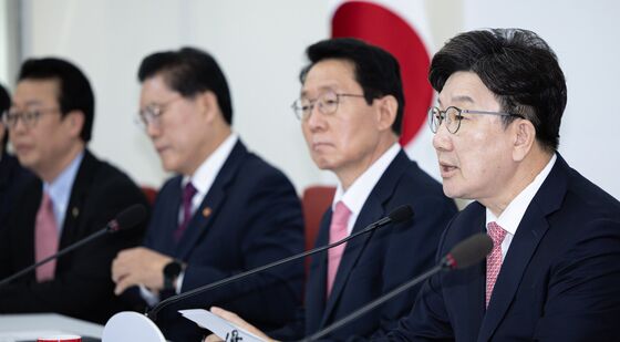 법사위 긴급회의 주재하는 권성동 원내대표