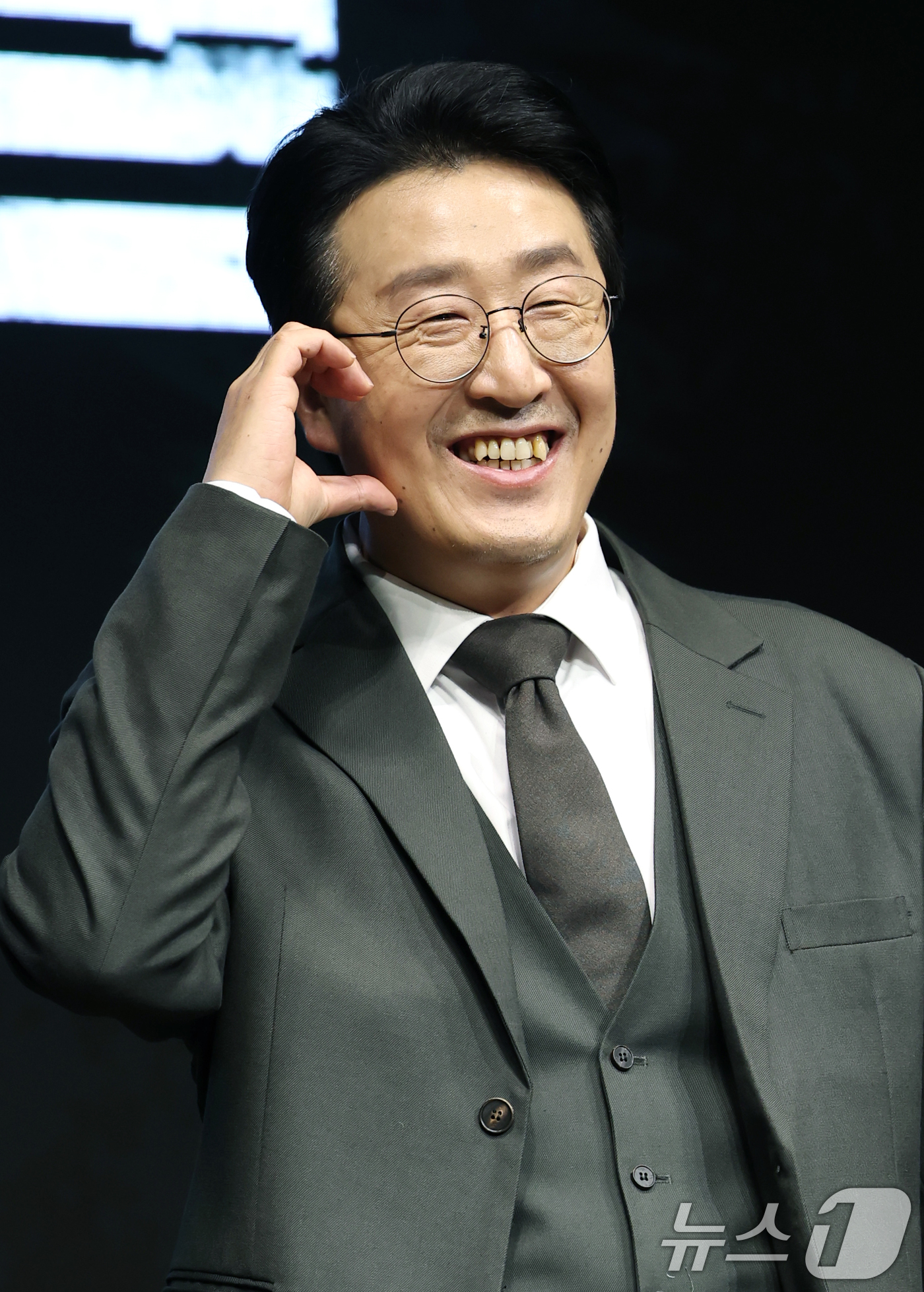 (서울=뉴스1) 권현진 기자 = 배우 현봉식이 14일 서울 종로구 JW 메리어트 동대문 스퀘어 서울에서 열린 디즈니+ 오리지널 시리즈 '나인 퍼즐' 제작발표회에서 포즈를 취하고 있 …