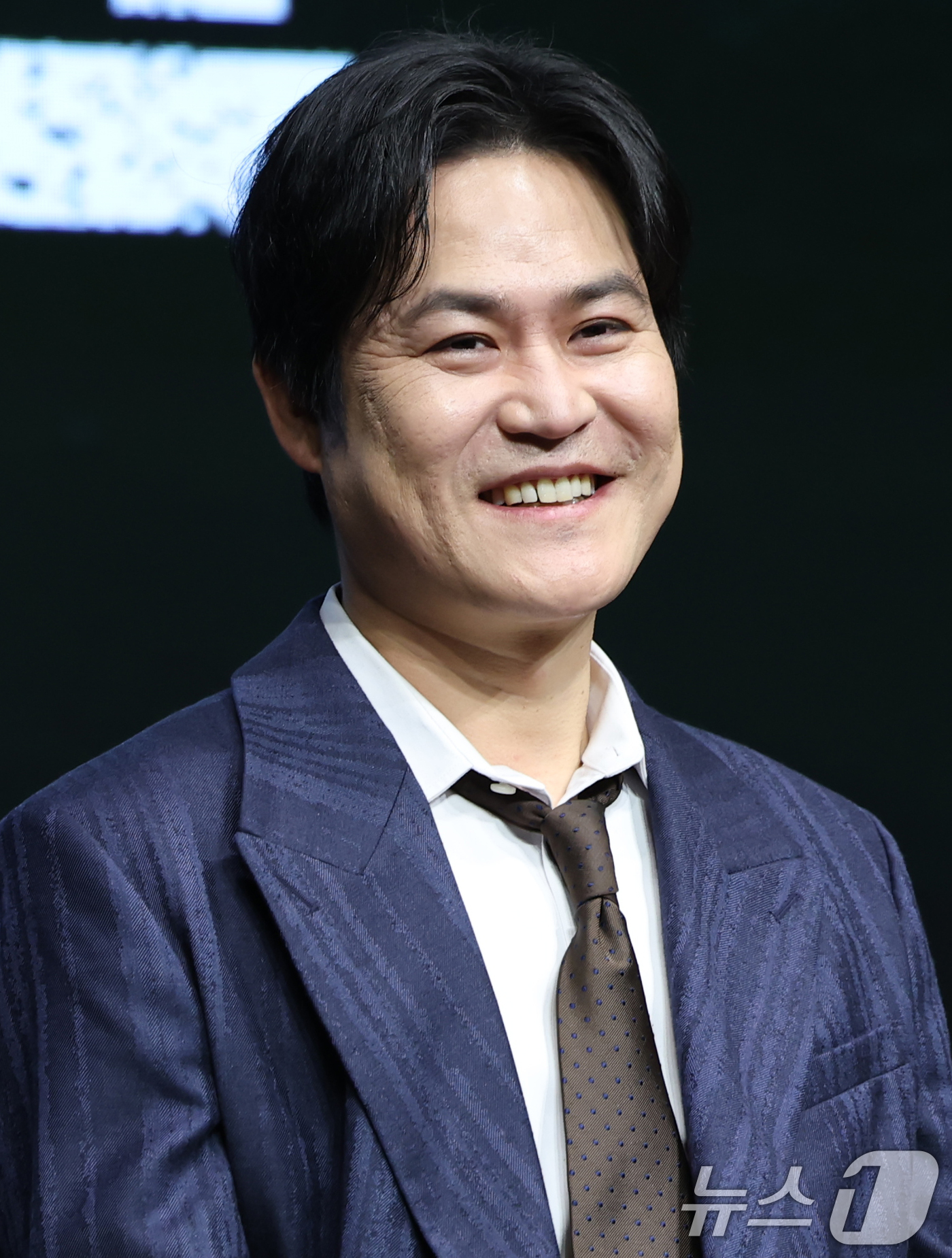 (서울=뉴스1) 권현진 기자 = 배우 김성균이 14일 서울 종로구 JW 메리어트 동대문 스퀘어 서울에서 열린 디즈니+ 오리지널 시리즈 '나인 퍼즐' 제작발표회에서 인사말을 하고 있 …