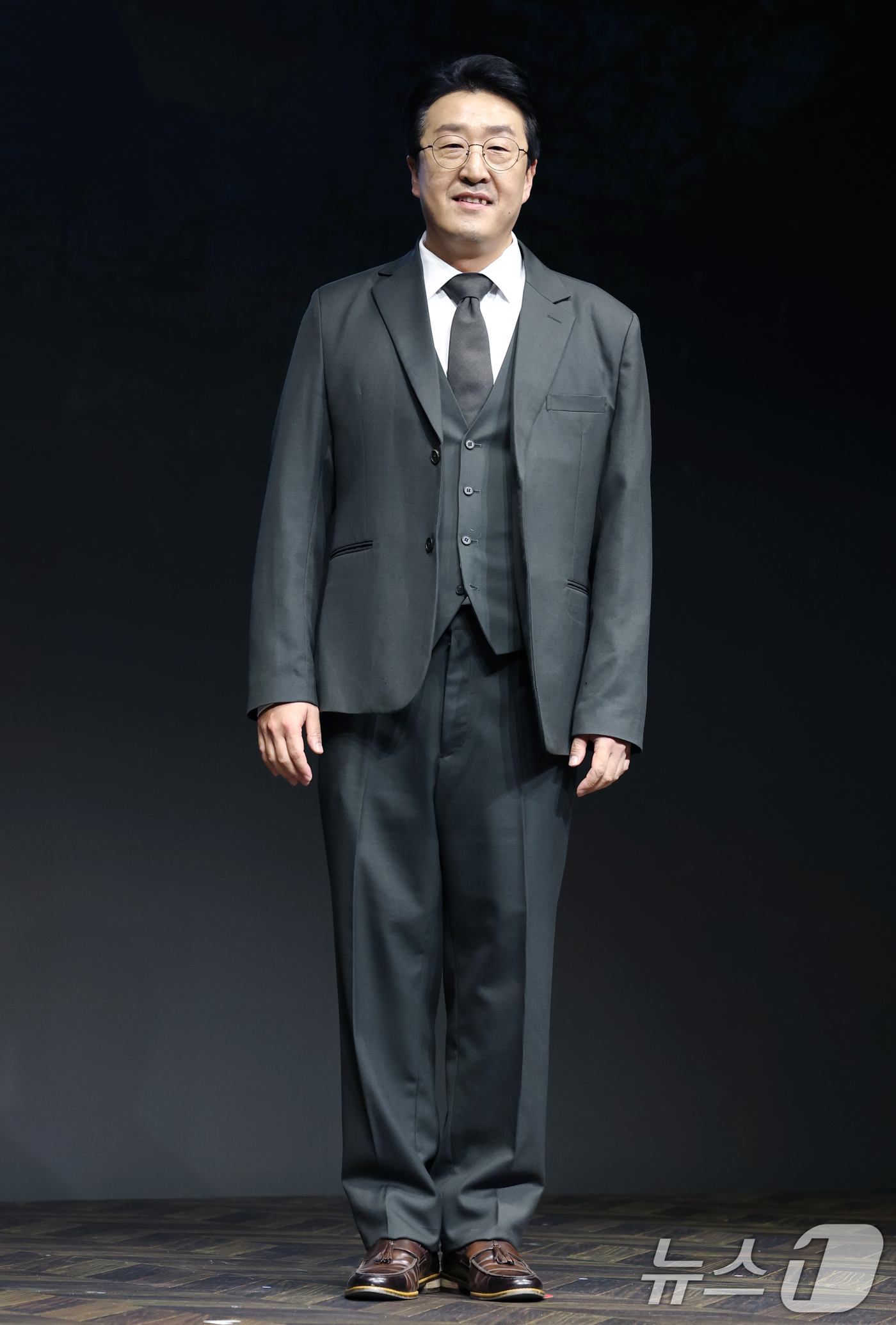 (서울=뉴스1) 권현진 기자 = 배우 현봉식이 14일 서울 종로구 JW 메리어트 동대문 스퀘어 서울에서 열린 디즈니+ 오리지널 시리즈 '나인 퍼즐' 제작발표회에서 포즈를 취하고 있 …