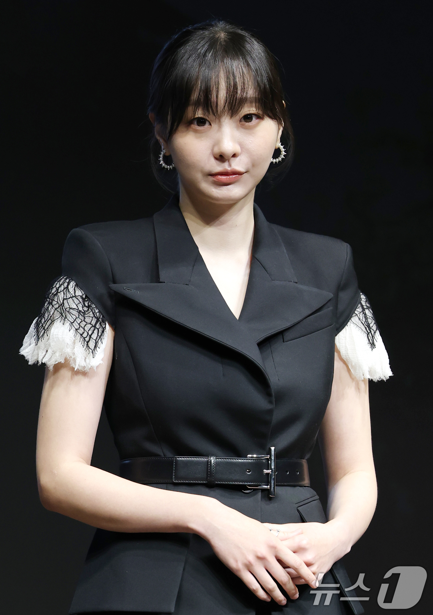 (서울=뉴스1) 권현진 기자 = 배우 김다미가 14일 서울 종로구 JW 메리어트 동대문 스퀘어 서울에서 열린 디즈니+ 오리지널 시리즈 '나인 퍼즐' 제작발표회에서 포즈를 취하고 있 …