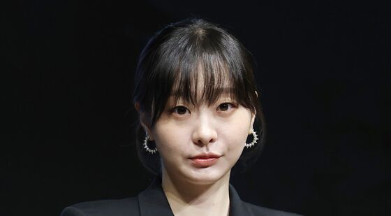 김다미, 프로파일러 눈빛