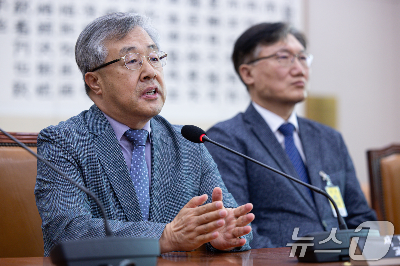 (서울=뉴스1) 이재명 기자 = 서보학 경희대학교 법학전문대학원 교수가 14일 오전 서울 여의도 국회 법제사법위원회에서 열린 조희대 대법원장 등 사법부의 대선개입 의혹 진상규명 청 …